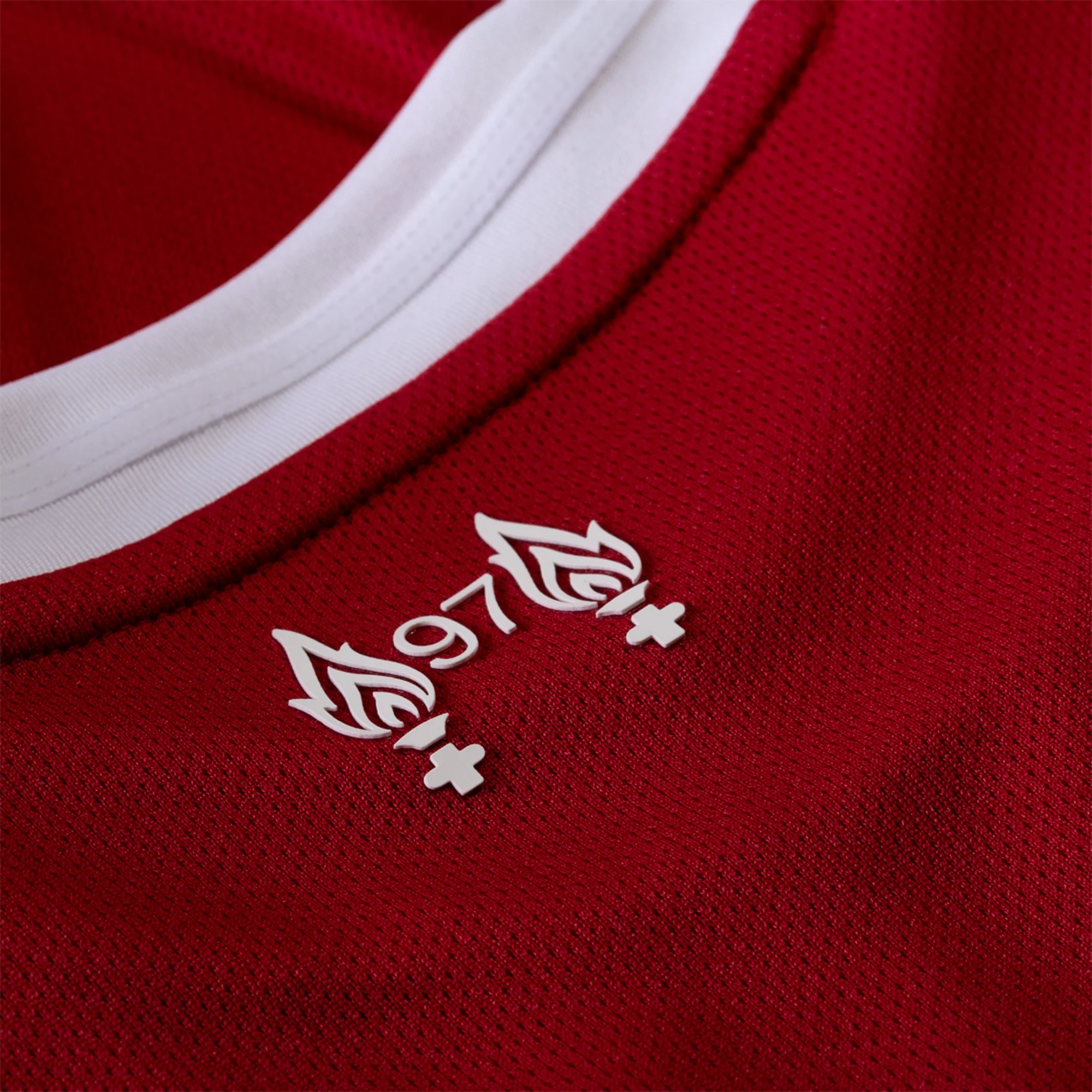 利物浦000005 Men's Replica Liverpool Home Jersey 25/26