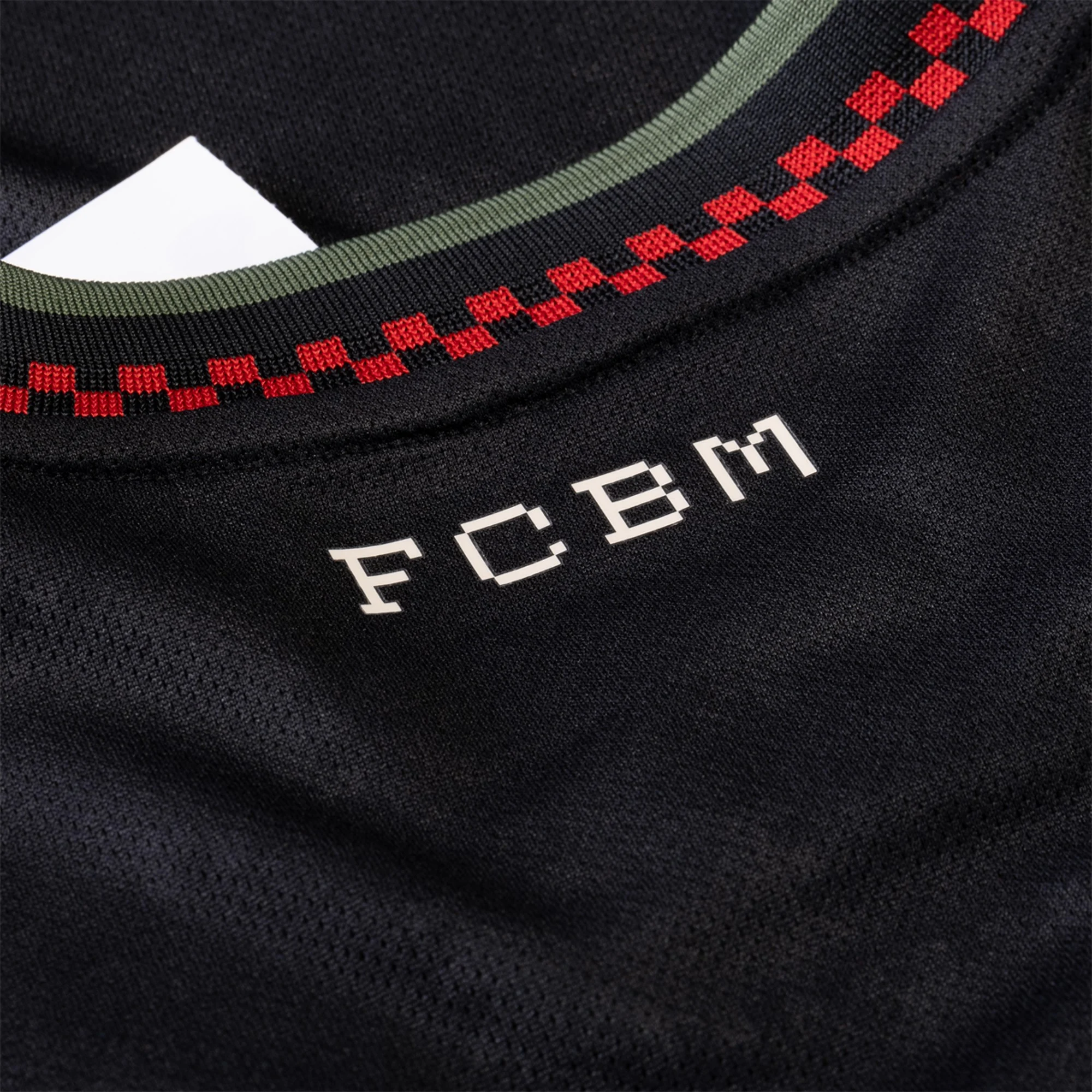 拜仁04 Men's Replica Bayern Munich Third Jersey 25/26