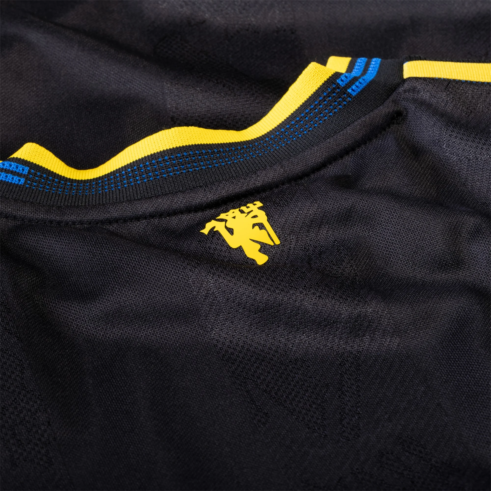 曼联004 Men's Authentic Manchester United Third Jersey 25/26