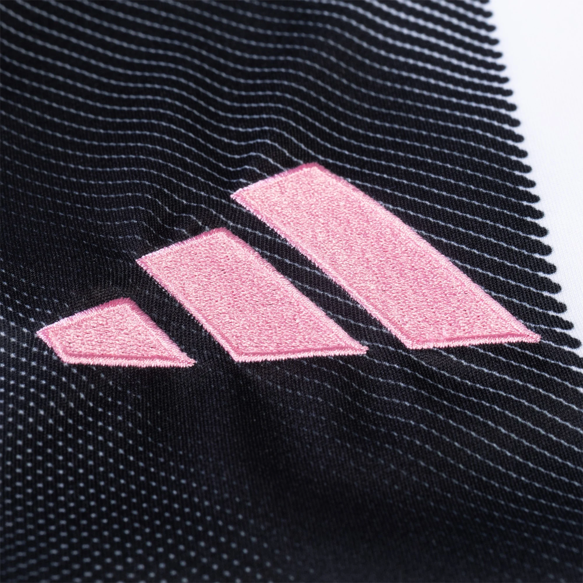 祖云4 Men's Replica Juventus Home Jersey 25/26